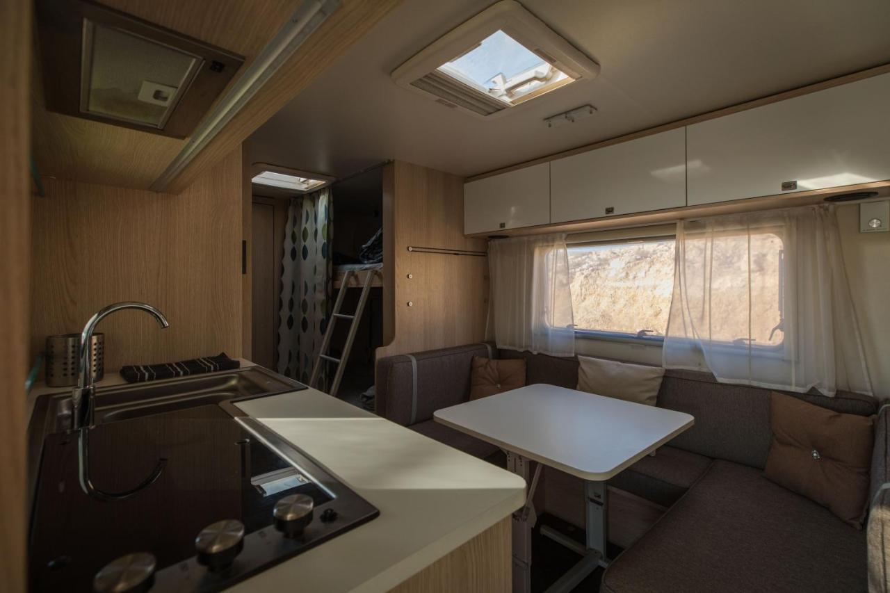 Itav Bateva Caravans - ייטב בטבע קרוואנים Mitzpe Ramon Exterior photo