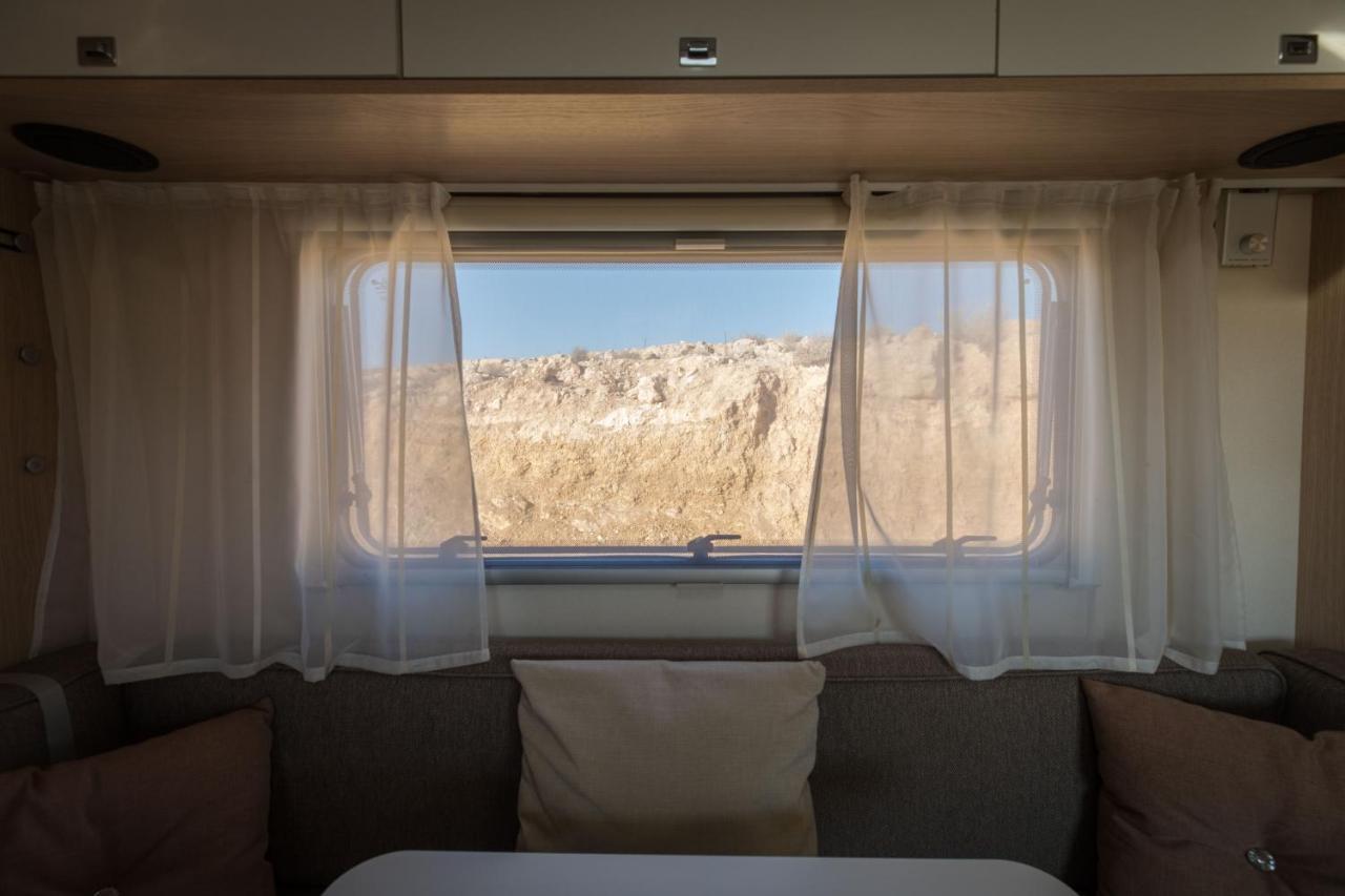 Itav Bateva Caravans - ייטב בטבע קרוואנים Mitzpe Ramon Exterior photo