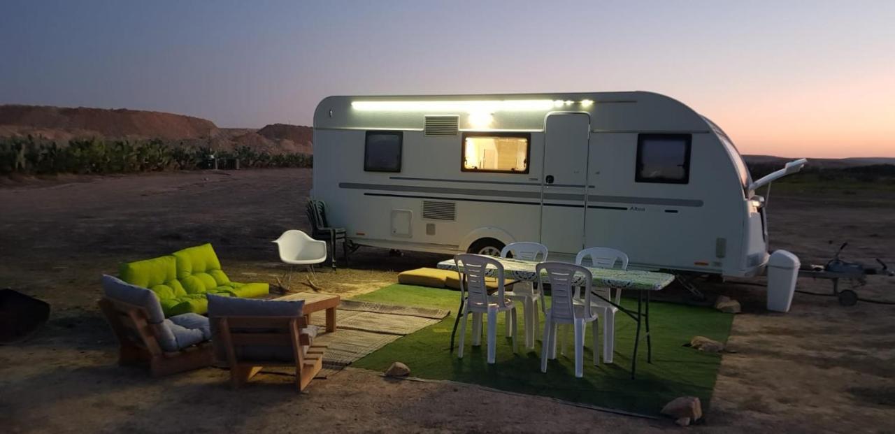 Itav Bateva Caravans - ייטב בטבע קרוואנים Mitzpe Ramon Exterior photo